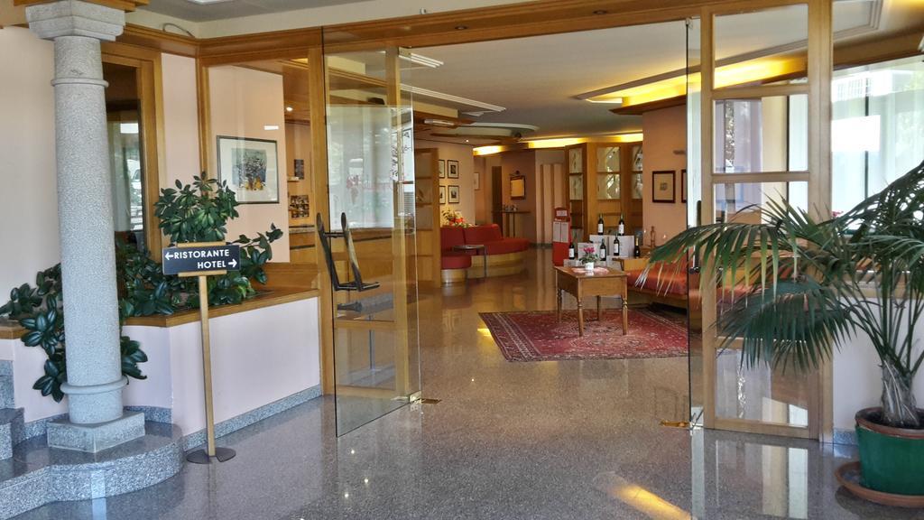 Locanda Alle Officine Buttrio Bagian luar foto